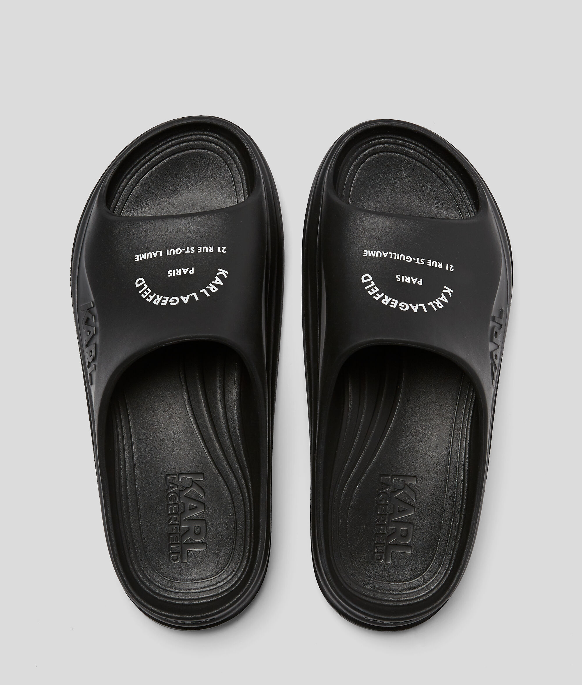 (image for) Customizable Skoona Maison Karl Slides